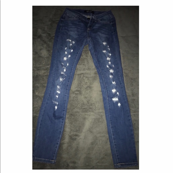 Skinny jeans - Picture 1 of 3